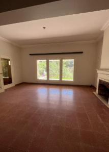 Foto de Casa en venta - 4 Dormitorios 2 Baños - Mendiolaza, imagen 3