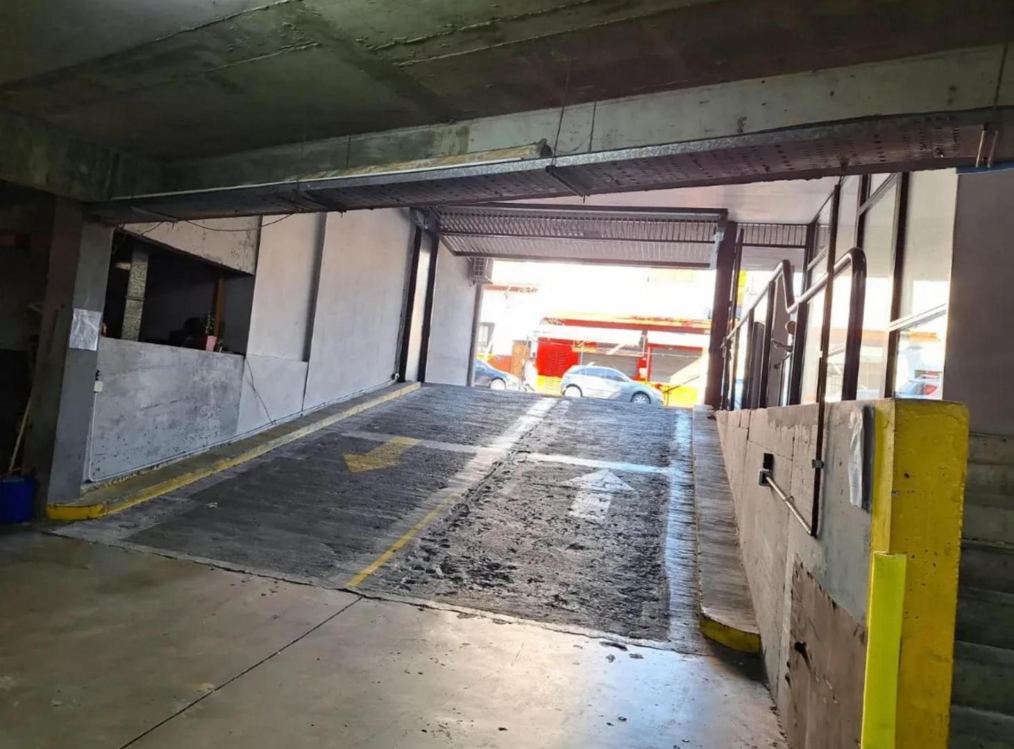 Cochera en venta - 12Mts2 - Almagro