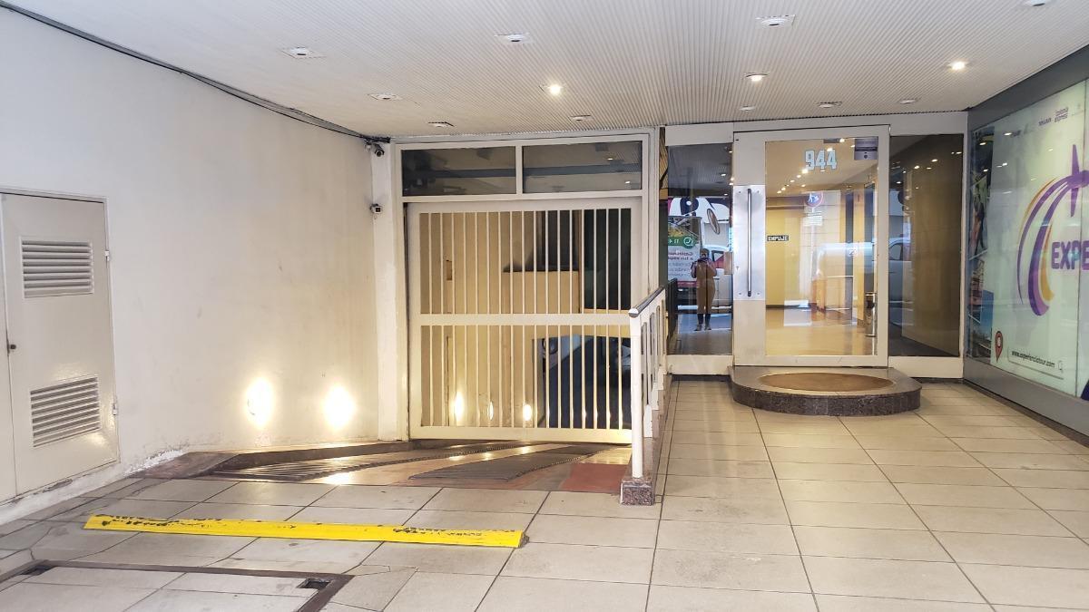 Foto de Oficina en venta - Recepción - 4 Oficinas - 130Mts2 - San Nicolás, imagen 2