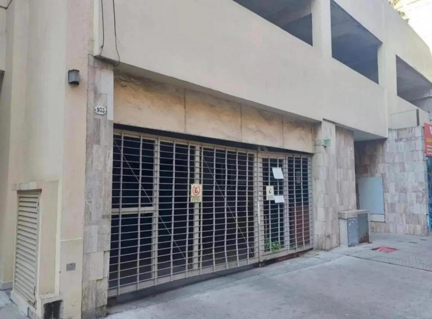 Cochera en venta - 12Mts2 - Balvanera