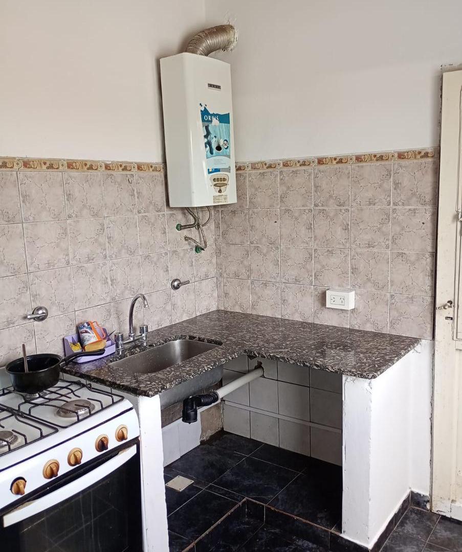 Foto de Departamento en alquiler - 2 Dormitorios 1 Baño - Lisandro Olmos, imagen 3