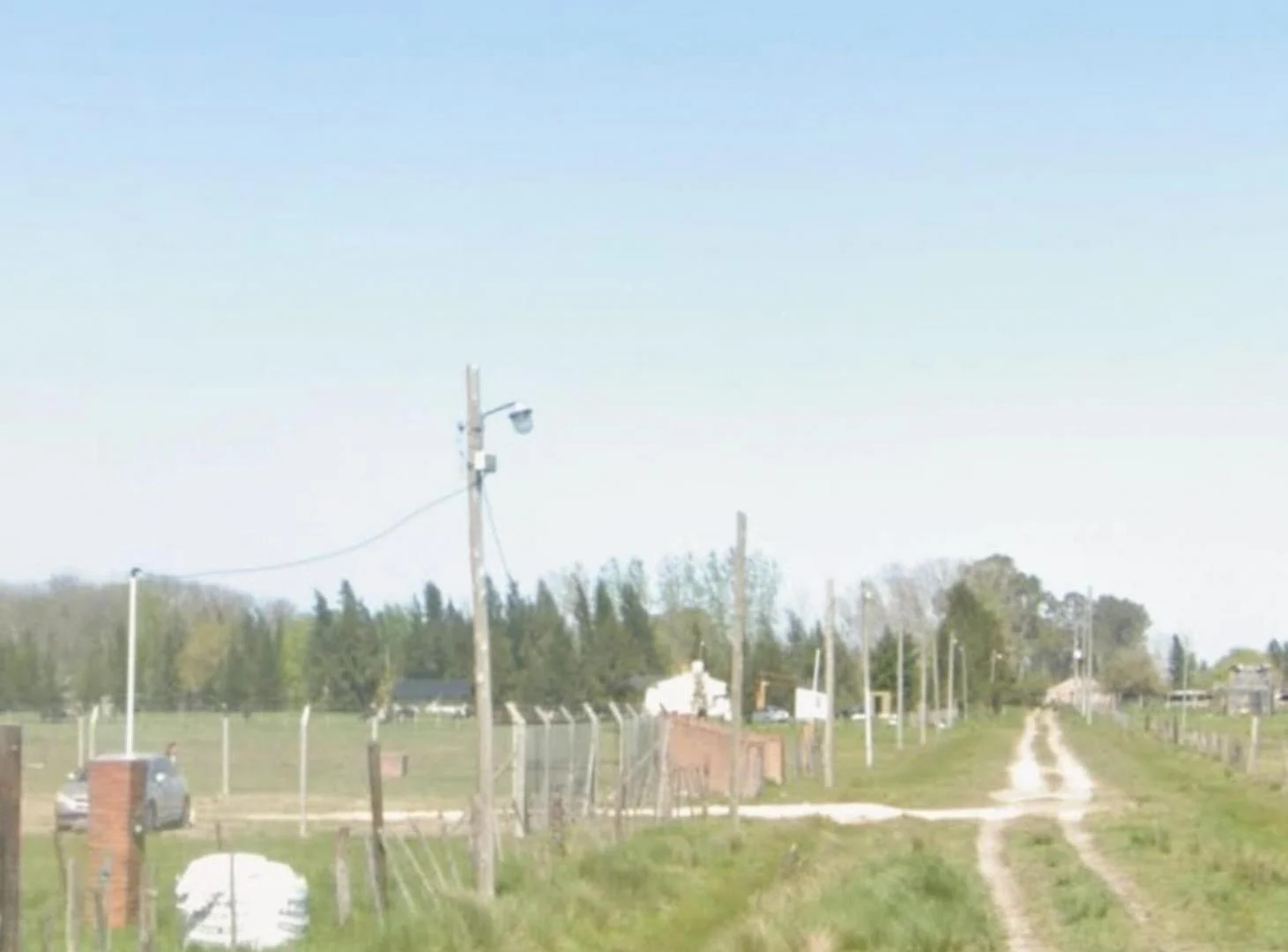Foto de Terreno en venta - 1.051mts2 - San Vicente, imagen 3