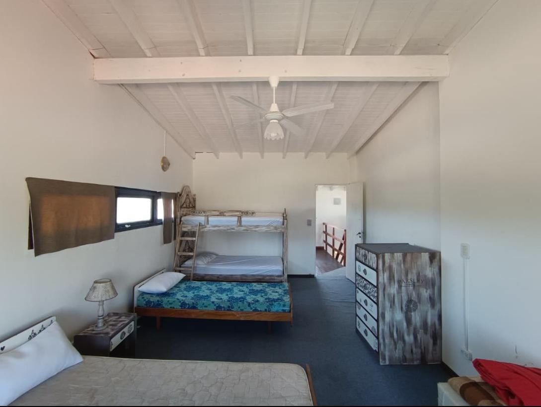 Casa en venta - 4 Dormitorios 2 Baños - Pinamar