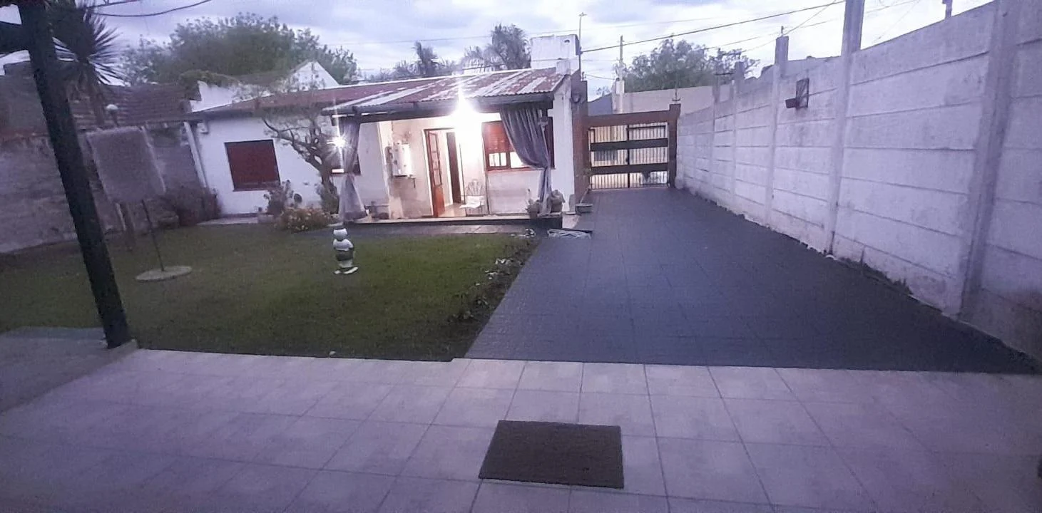 Casa en venta - 2 Dormitorios 1 Baño - 310mts2 - General Belgrano