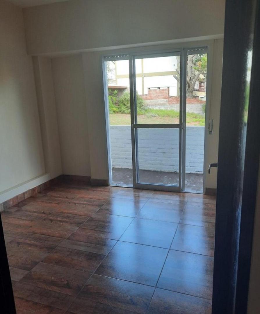 Departamento en venta - 1 Dormitorio 1 Baño - Villa Gesell