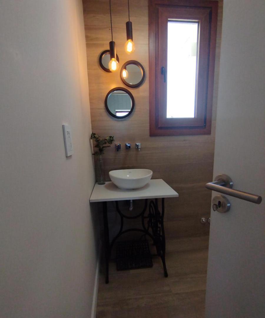 Casa en venta - 3 Dormitorios 2 Baños - 600Mts2 - Mar del Plata