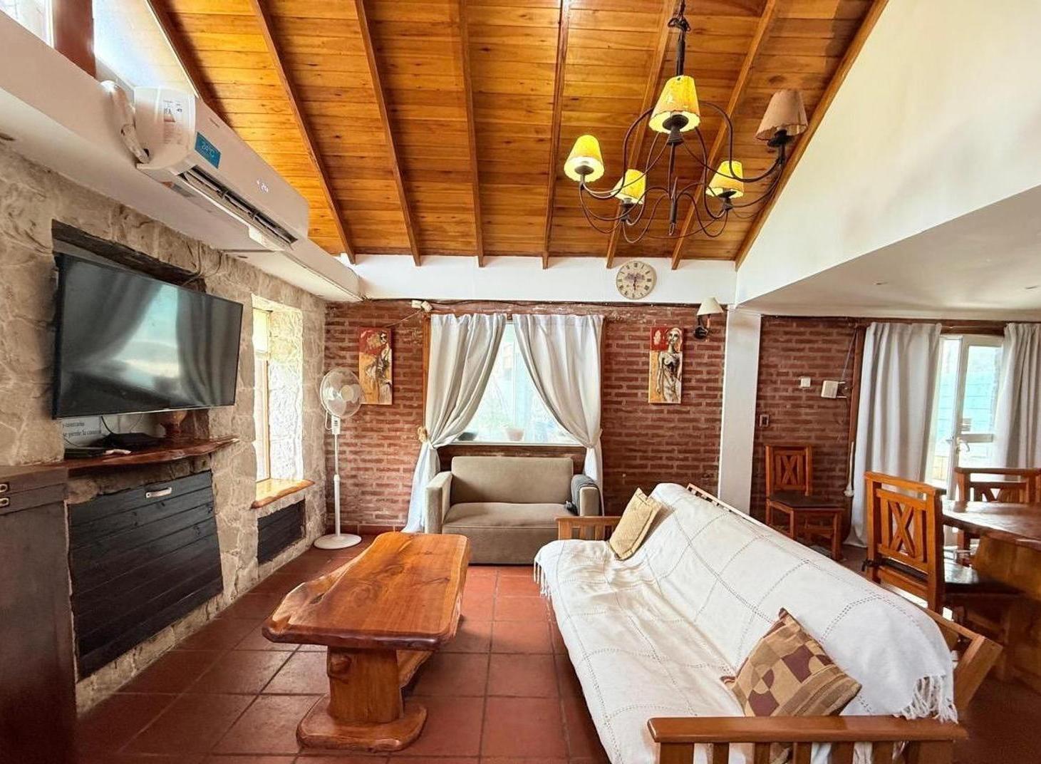 Foto de Casa en alquiler temporario - 2 Dormitorios 1 Baño - Sierra de los, imagen 2