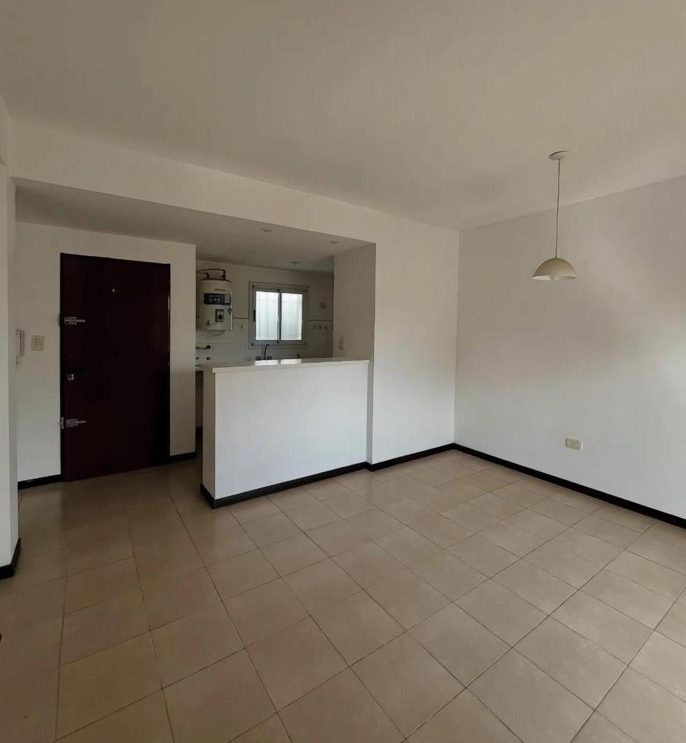 Foto de Departamento en venta - 1 Dormitorio 1 Baño - La Plata, imagen 3