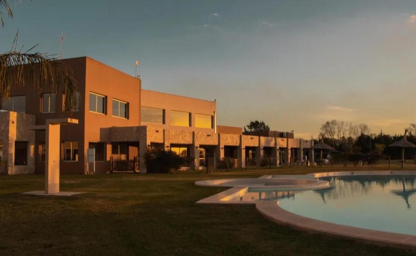 Terreno en venta - 838mts2 - La Alameda, Canning