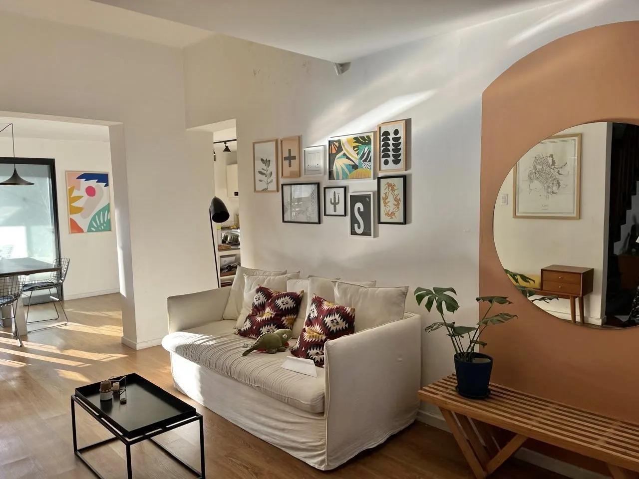 Casa en venta - 3 Dormitorios 4 Baños - Vicente López