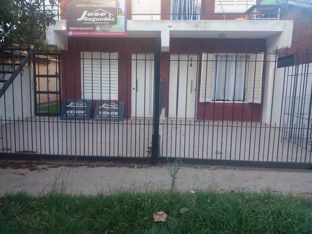 PH en venta - 1 Dormitorio 1 Baño - Merlo