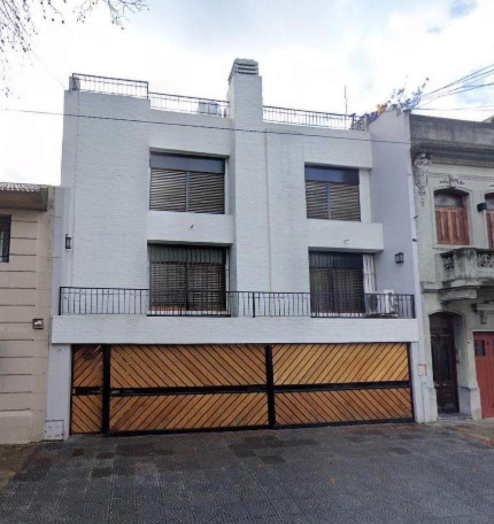 Triplex en venta - 3 Dormitorios 1 Baño - Villa General Mitre