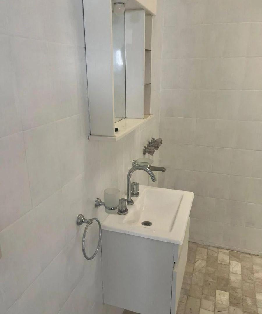 Casa en venta - 2 Dormitorios 1 Baño - Río Cuarto