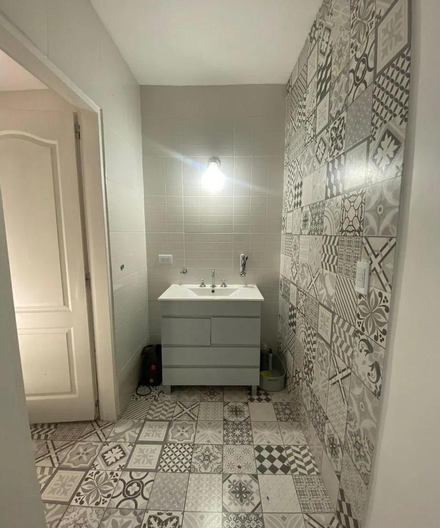 Casa en venta - 4 Dormitorios 4 Baños - La Matanza