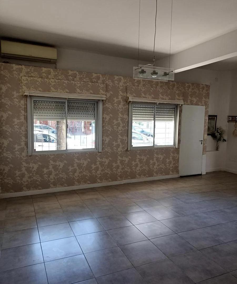 PH en venta - 3 dormitorios 2 baños - Villa del Parque