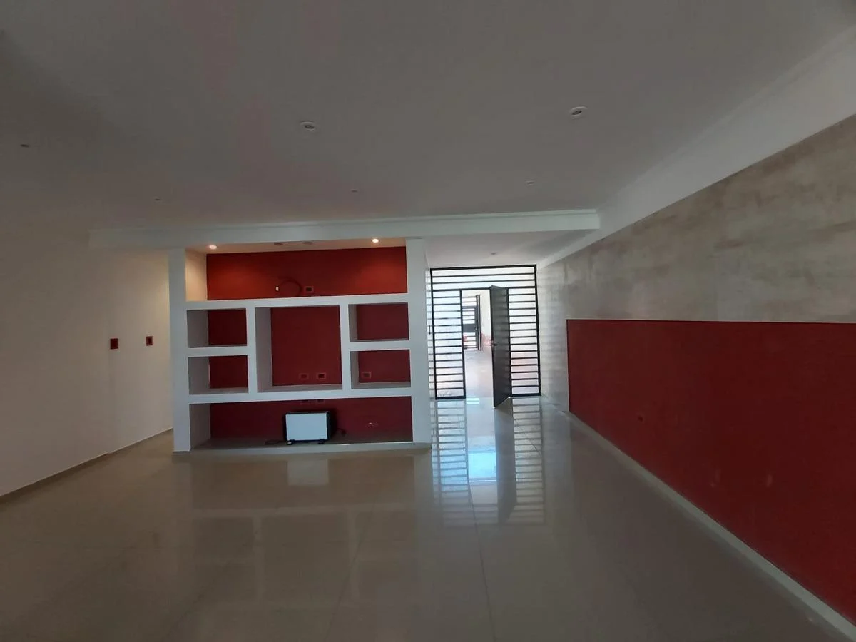 Casa en venta - 2 Dormitorios 1 Baño - Cocheras - 180Mts2 - Altos de San Lorenzo, La Plata