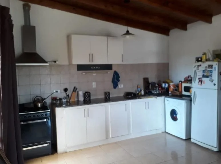 Casa en venta - 3 Dormitorios 1 Baño - Cocheras - 550Mts2 - Magdalena