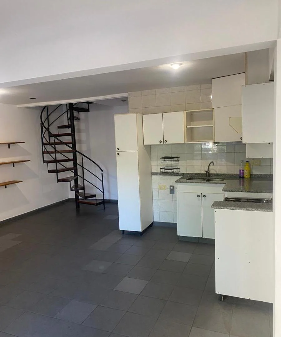 Foto de Dúplex en alquiler - 1 Dormitorio 1 Baño - La Plata, imagen 3