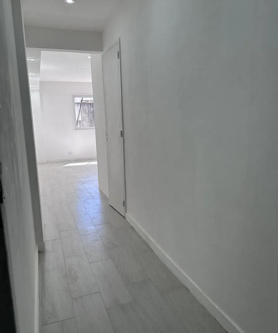 Foto de Departamento Monoambiente en venta - 1 Baño - Once, imagen 3