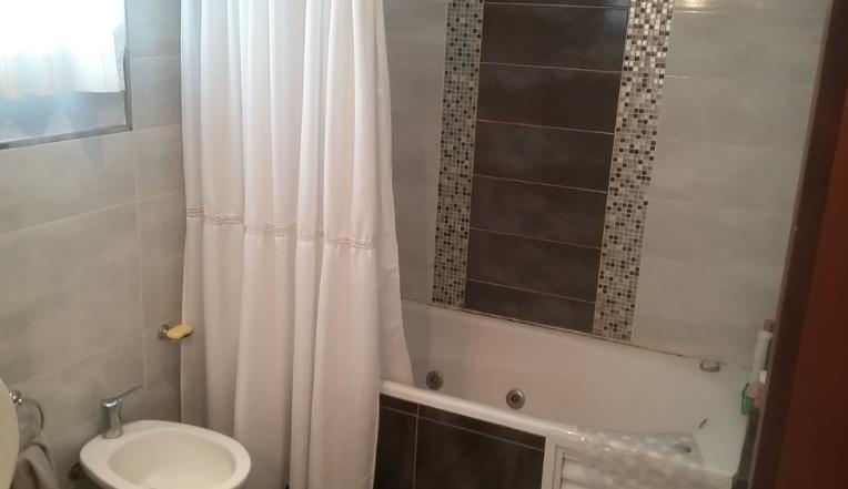 Casa en venta - 4 Dormitorios 3 Baños - Mar del Plata