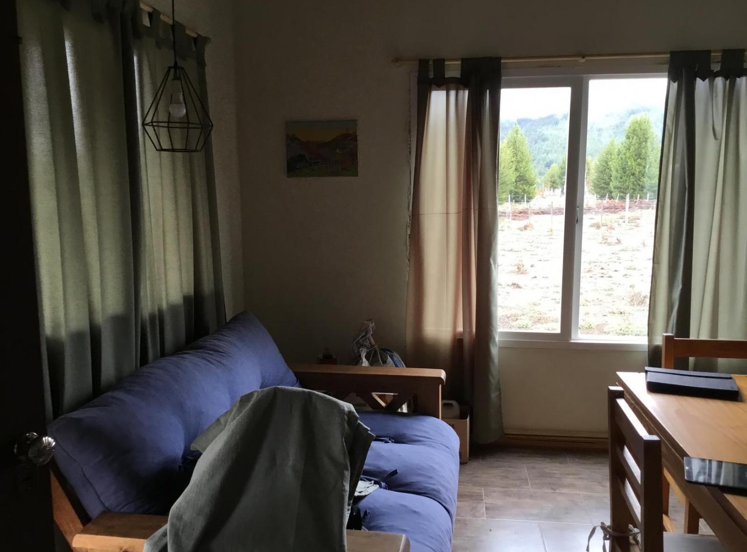 Foto de Casa en venta - 2 Dormitorios 1 Baño - 2000Mts2 - Meliquina, Neuquén, imagen 2