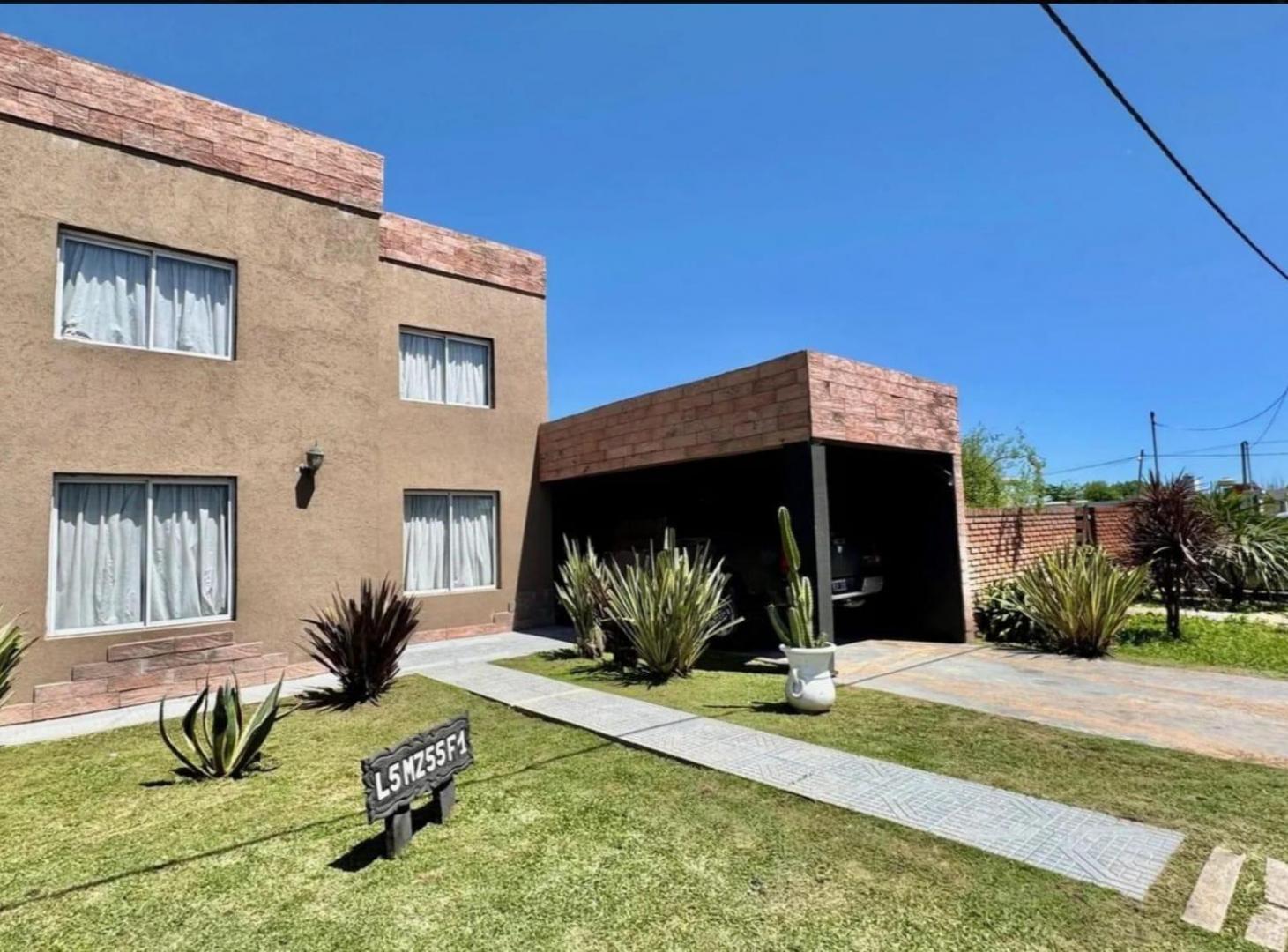 Casa en venta - 4 Dormitorios 3 Baños - San Vicente