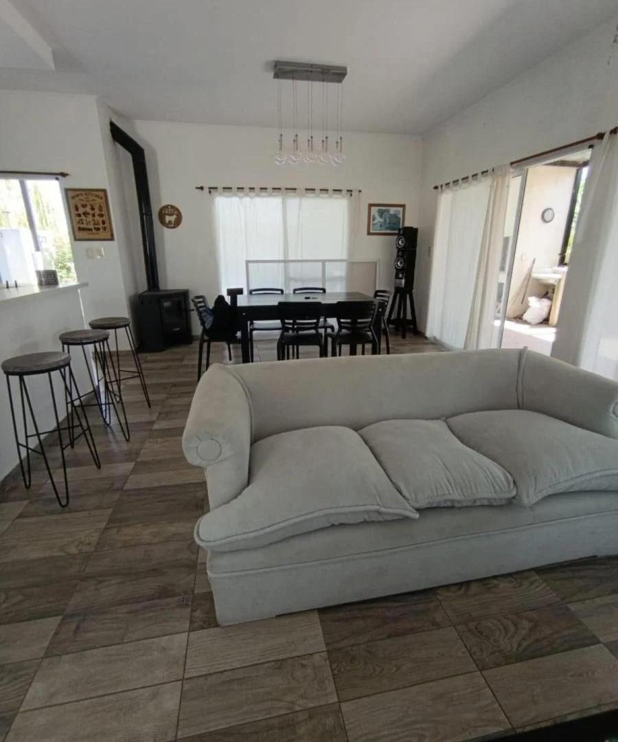 Casa en venta - 2 Dormitorios 1 Baño - Oliveros