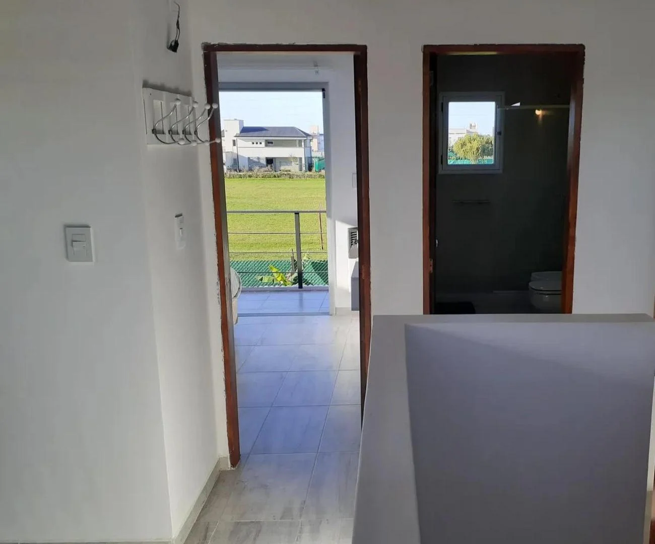 Foto de Casa en alquiler - 2 Dormitorios 2 Baños - Manuel B. Gonnet, imagen 3