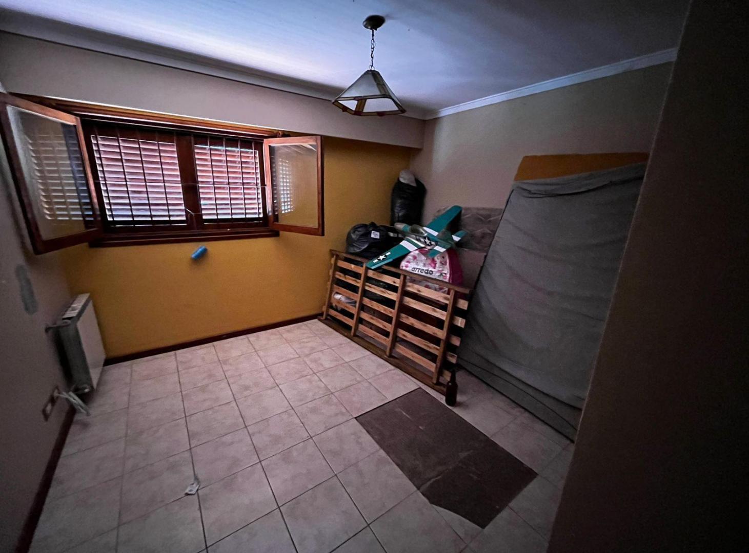 Foto de Departamento en venta - 4 Dormitorios 4 Baños - Local - Mar del Plata, imagen 4