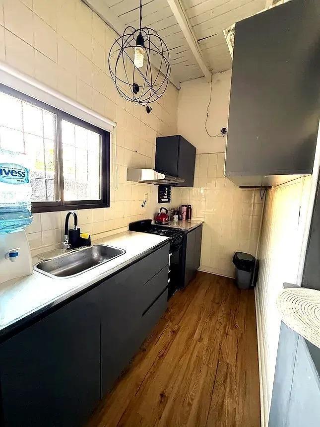 Foto de Casa en venta - 5 Dormitorios 3 Baños - Morón, imagen 3