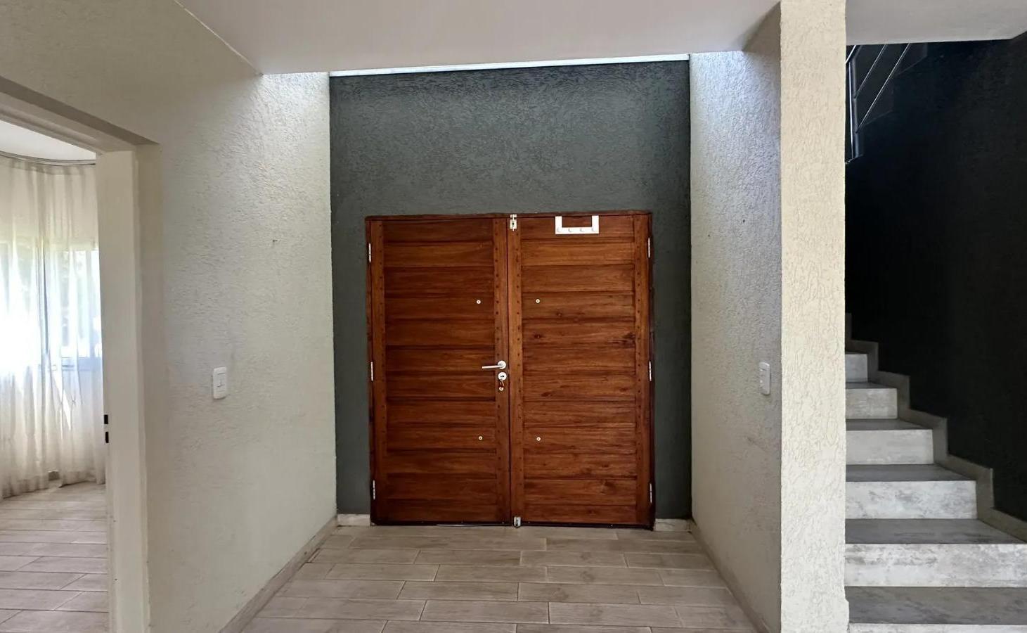Casa en venta - 4 Dormitorios 4 Baños - Escobar