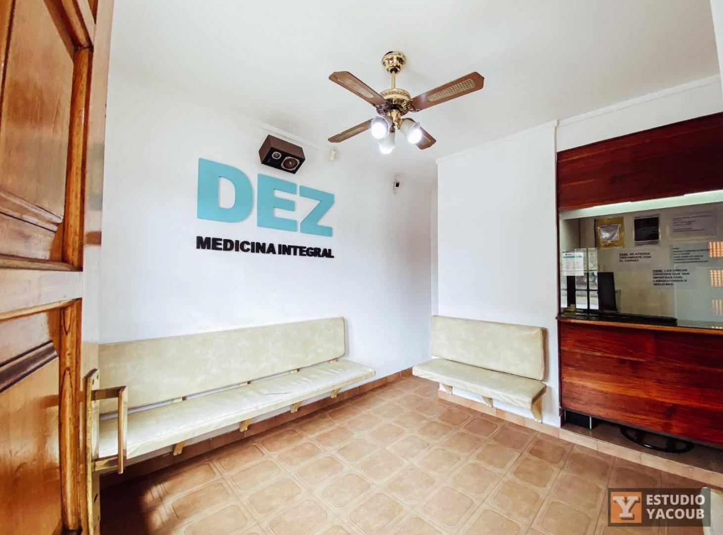 Edificio Comercial en venta - 7 Consultorios 3 Dormitorios 7 Baños - 428Mts2 - Berisso