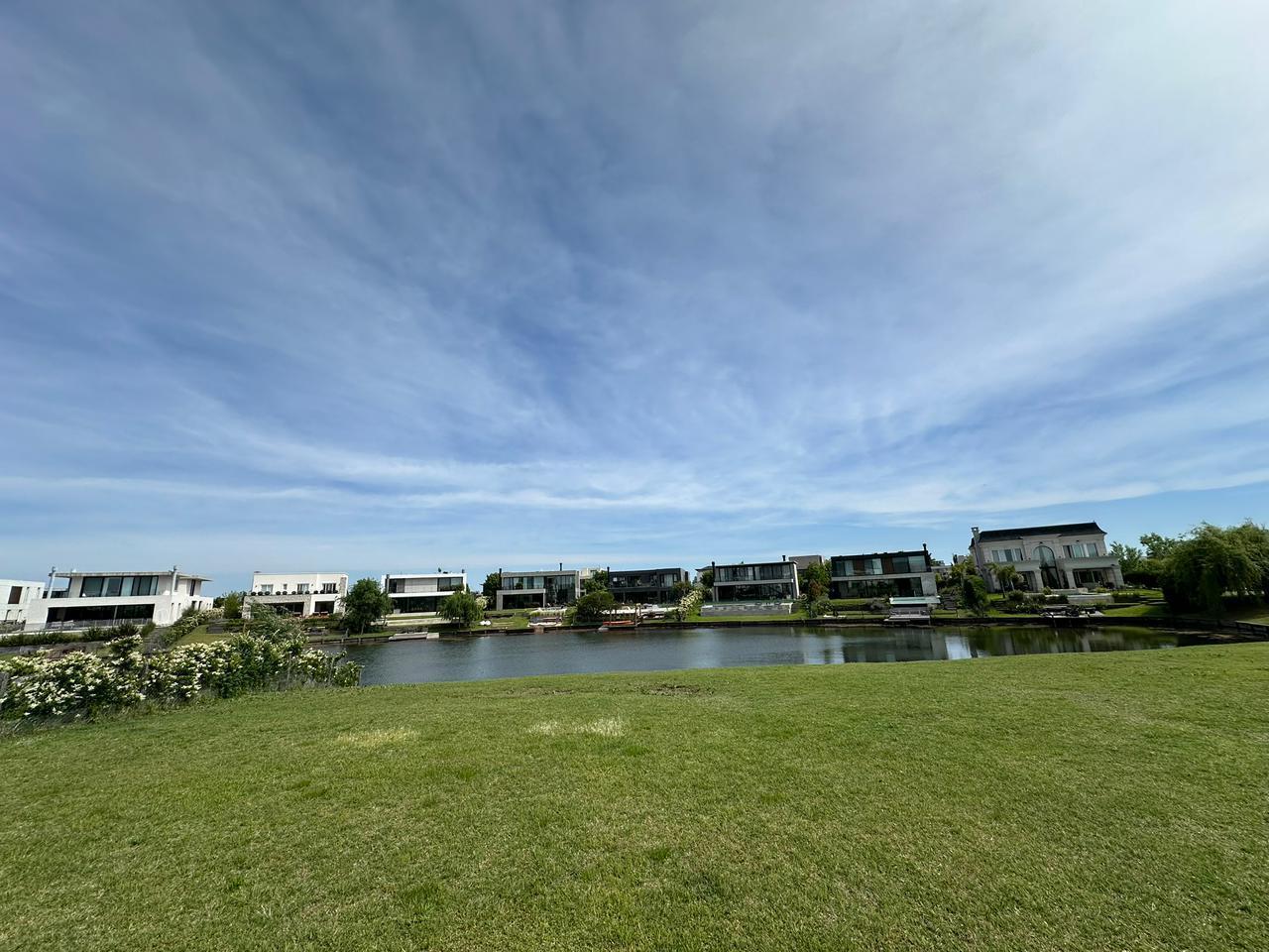 Terreno en venta - 907.48Mts2 - Nordelta