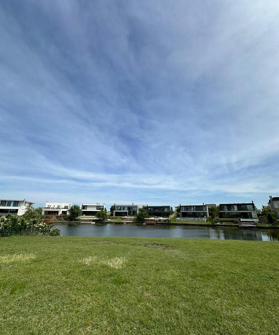 Terreno en venta - 907.48Mts2 - Nordelta