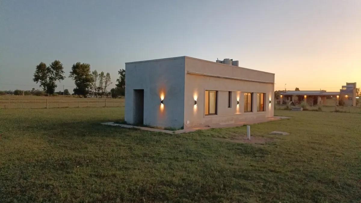 Casa en venta - 1 Dormitorio 1 Baño - Saladillo