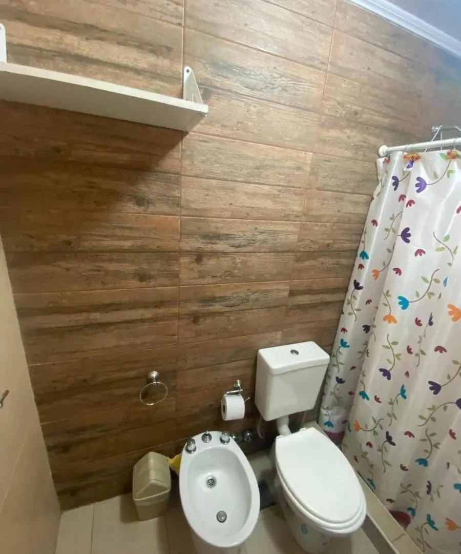 Casa en alquiler temporario - 2 Dormitorios 1 Baño - Chapadmalal 4