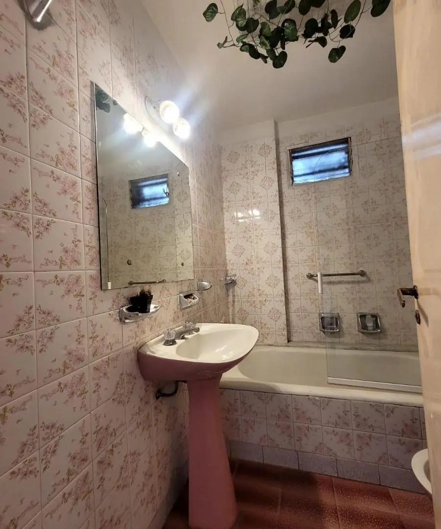 Departamento en alquiler - 2 Dormitorios 1 Baño - Monserrat 2