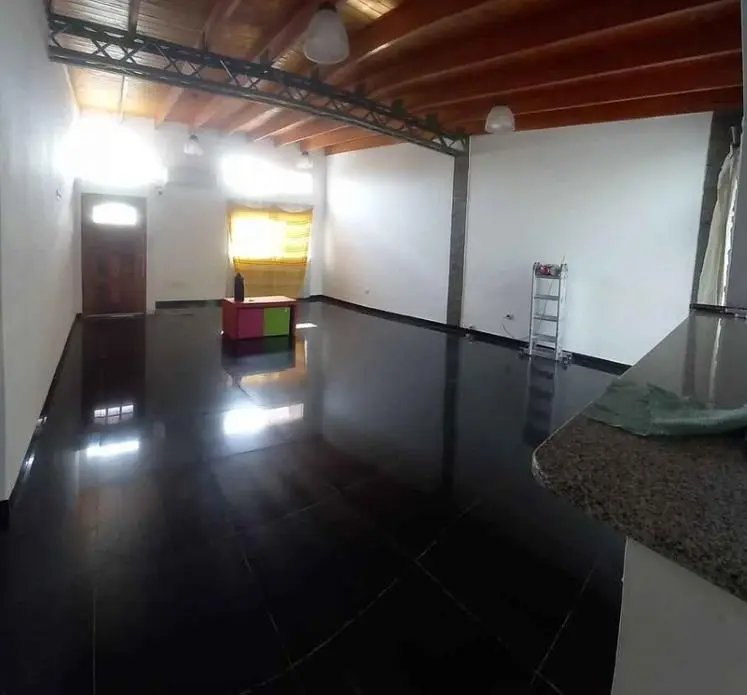Casa en venta - 3 Dormitorios 1 Baño - La Plata 1