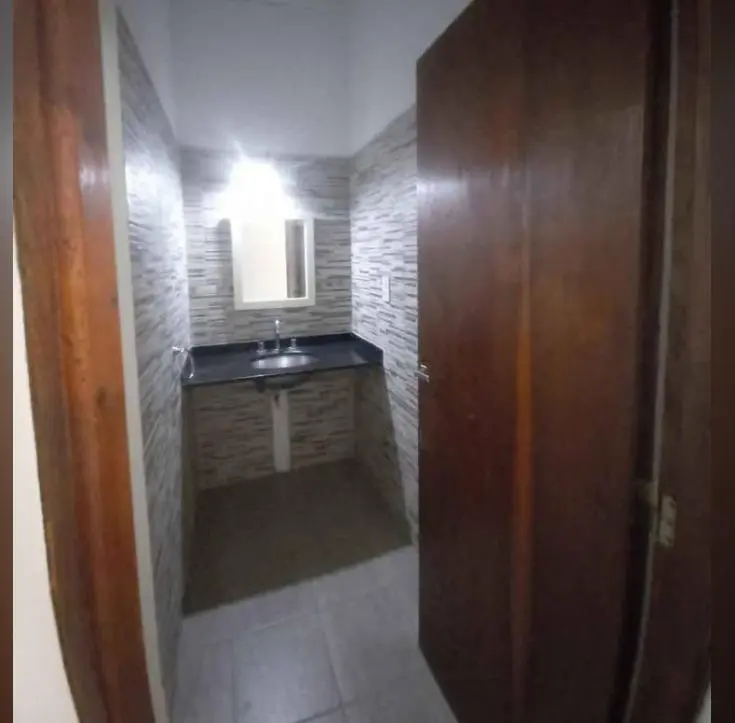 Casa en venta - 3 Dormitorios 1 Baño - La Plata 3