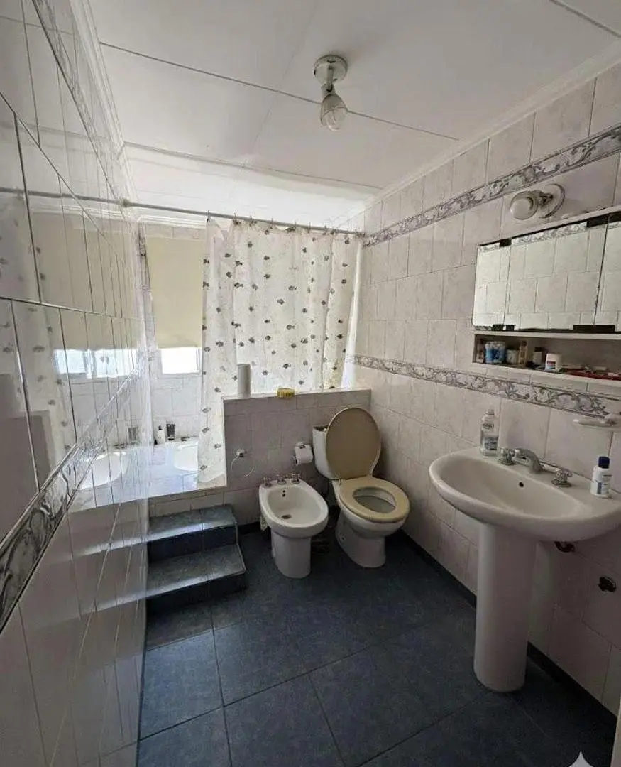 PH en Venta - 2 dormitorios 1 baño - San Carlos 5