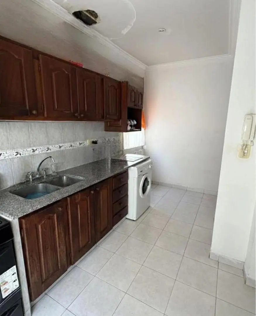 PH en Venta - 2 dormitorios 1 baño - San Carlos 2