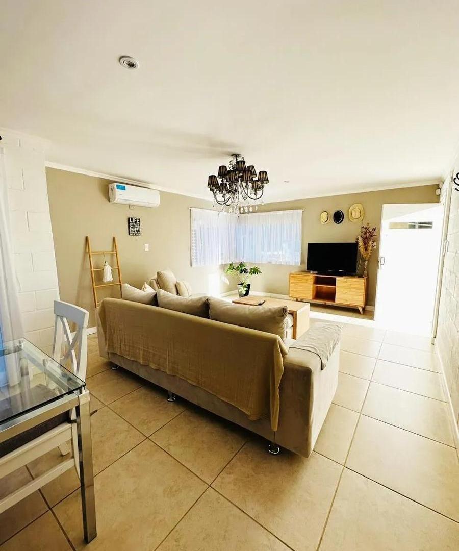 Casa en venta - 4 Dormitorios 4 Baños - General Pueyrredón