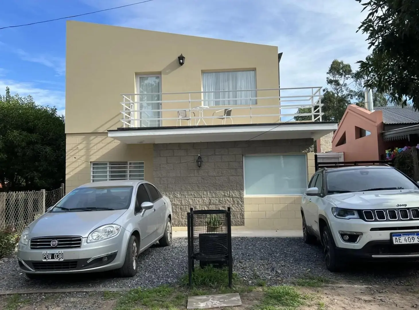Casa en venta - 4 Dormitorios 4 Baños - General Pueyrredón 2