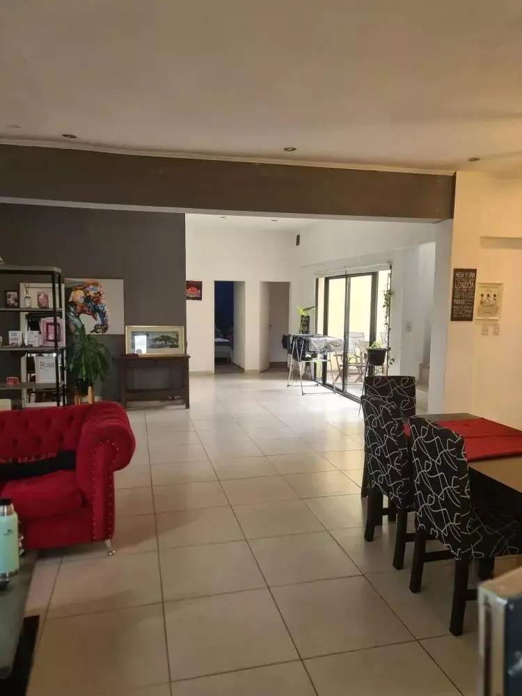 Casa en venta - 5 Dormitorios 4 Baños - Cochera - 890Mts2 - Escobar 4