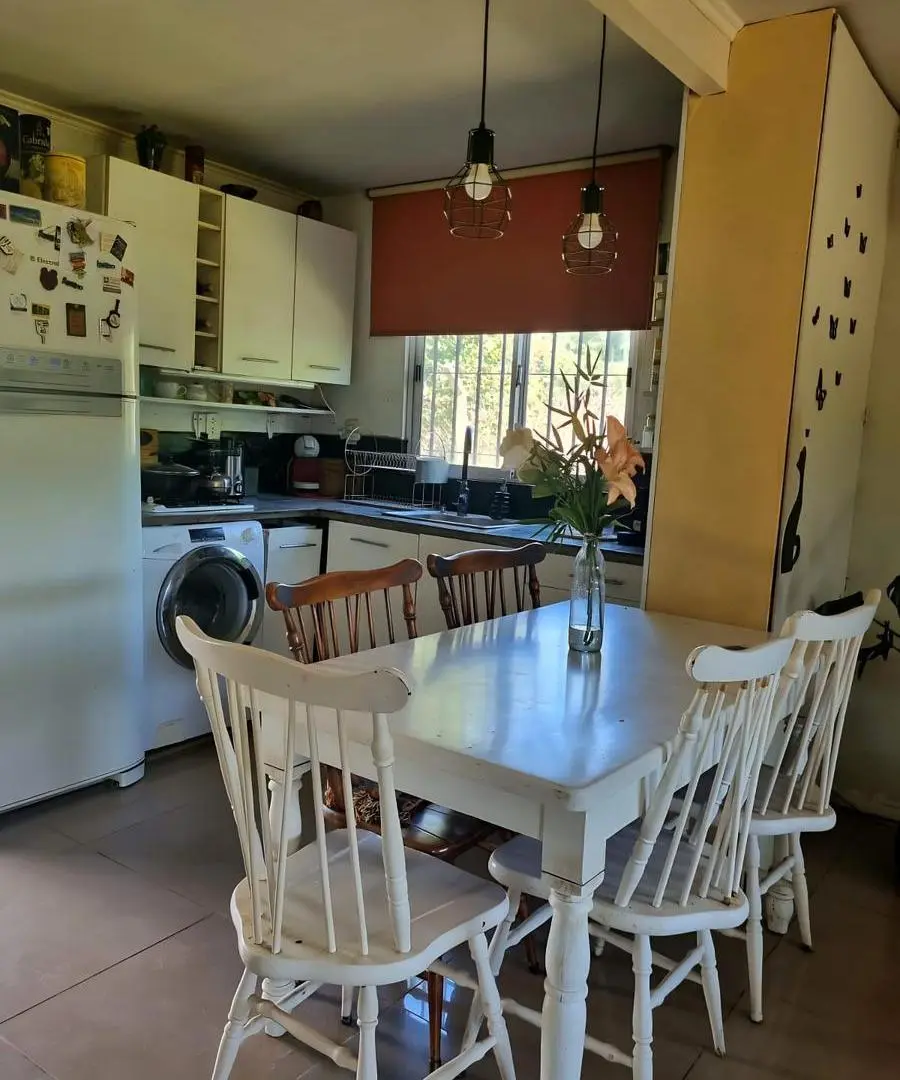 Casa en venta - 3 Dormitorios 2 Baños - Presidente Perón 4