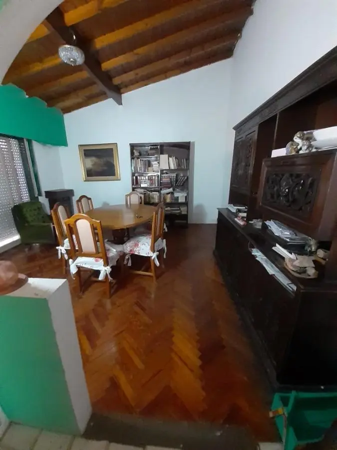 Casa en venta - 3 Dormitorios 3 Baños 1 Cochera - 458Mts2 - Villa Ballester 4