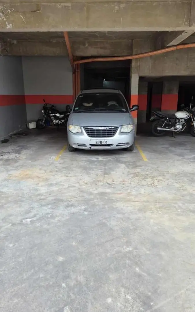 Cochera en venta - 12,5Mts2 - Monserrat 5