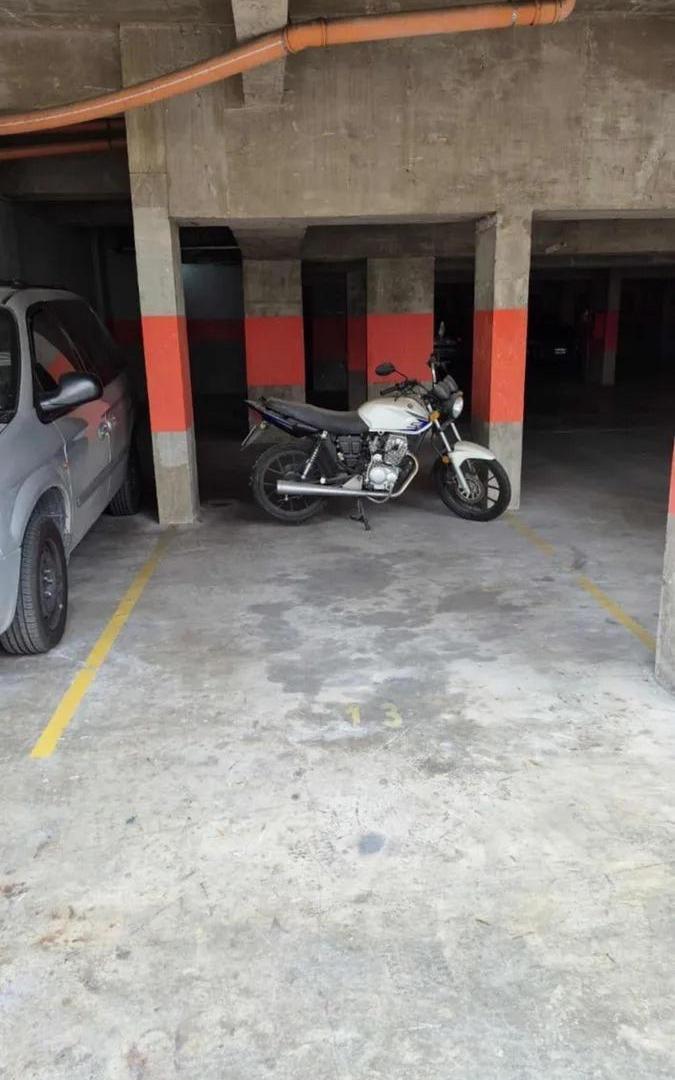 Cochera en venta - 12,5Mts2 - Monserrat