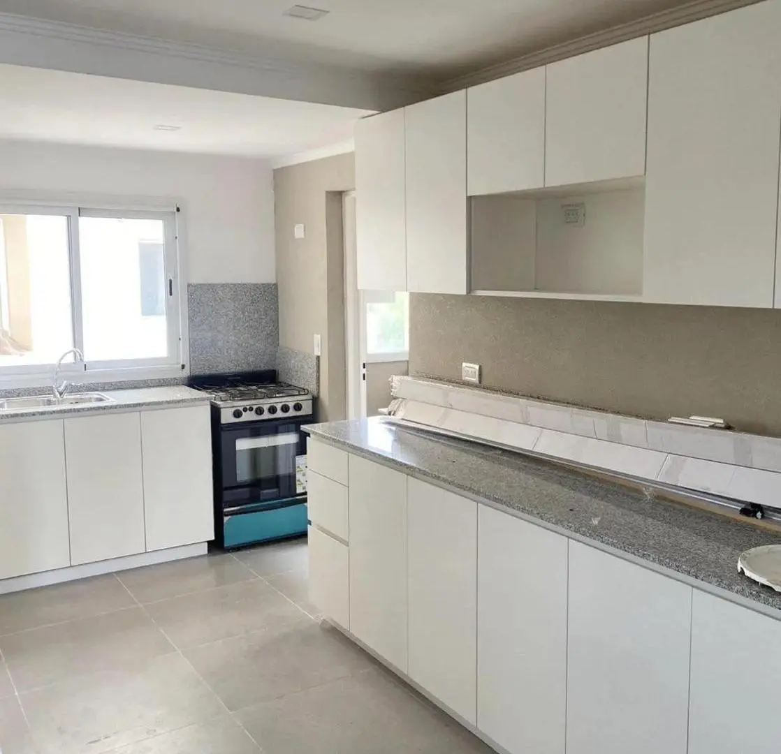 Departamento en venta - 2 Dormitorios 2 Baños - Pergamino 8