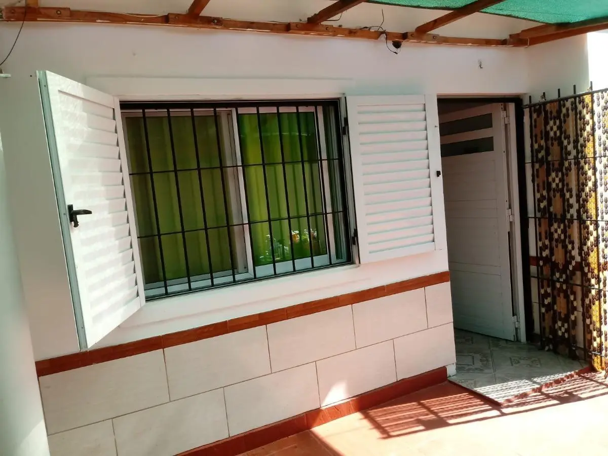 Departamentos en venta - 8 Dormitorios 4 Baños - 4 cocheras - Amoblados - 200Mts2 - Costa Azul 4